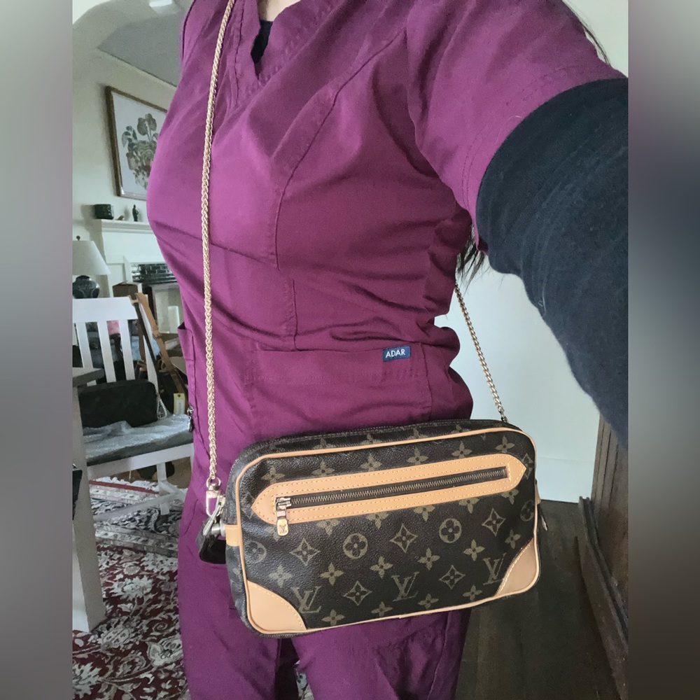 Louis Vuitton Marly Dragonne Clutch Wristlet (Crossbody) - Picture 15 of 16